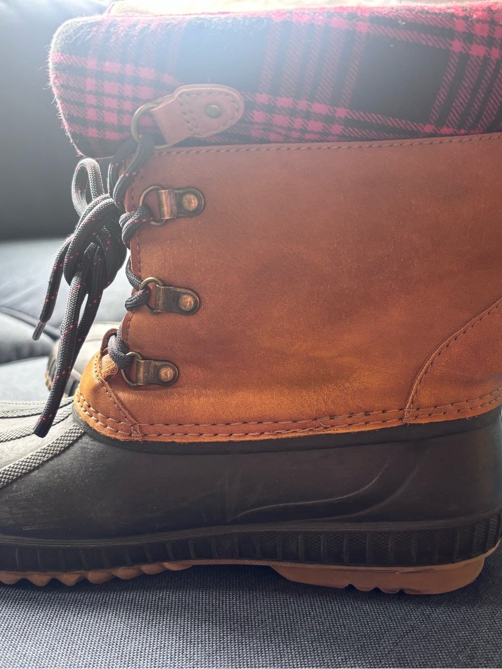Gap Insulated Plaid-Lined Duck Boots Size 5/6